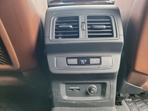 Used 2020 Audi Q5 2.0T Premium Plus w/ Premium Plus Package image 17