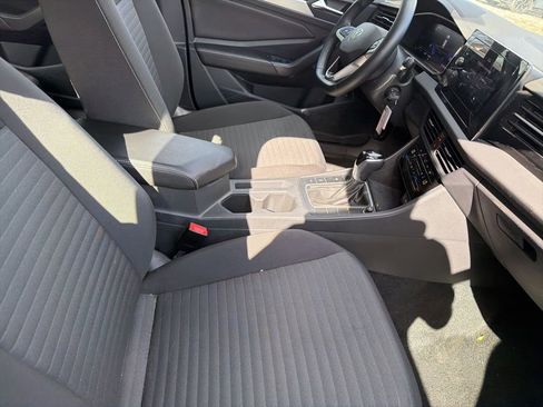 Used 2025 Volkswagen Jetta S image 14