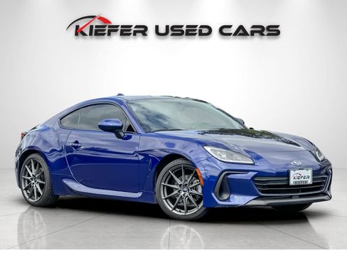 Used 2023 Subaru BRZ Limited RWD image 2