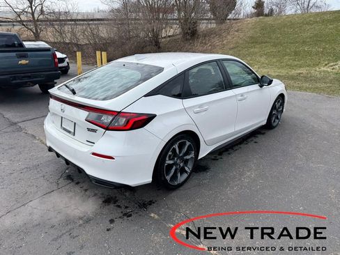 Used 2026 Honda Civic Sport Touring image 3