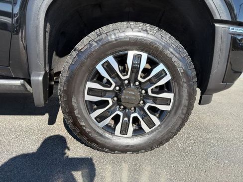 Used 2024 GMC Sierra 3500 Denali Ultimate AWD/4WD image 6