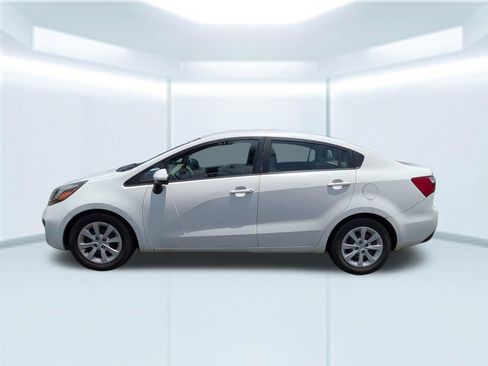 Used 2014 Kia Rio LX w/ Power Package FWD image 2