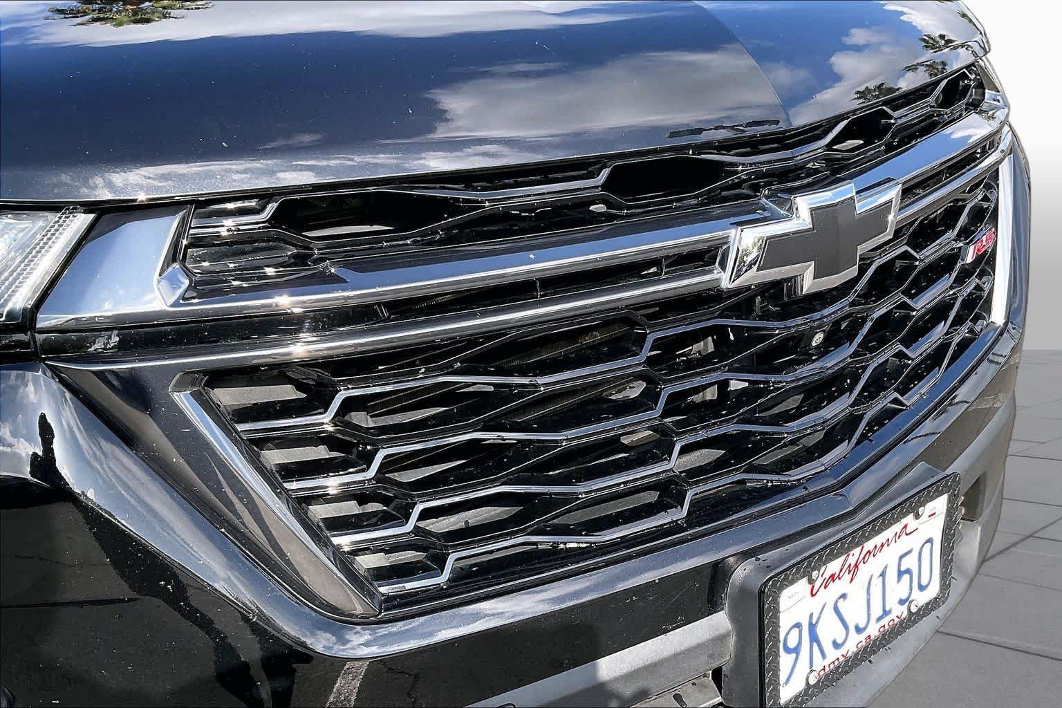 Used 2023 Chevrolet Traverse RS AWD/4WD image 29