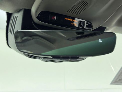 Used 2018 Volvo XC90 T8 Momentum w/ Convenience Package image 34