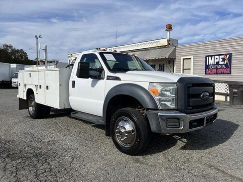 Used 2015 Ford F450 XL w/ XL Decor Group image 3