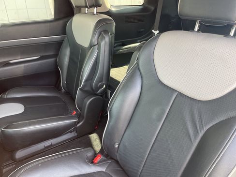 Used 2020 Hyundai Palisade SEL w/ Convenience Package image 12