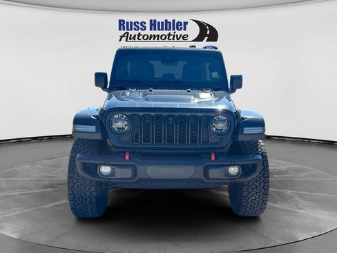 Used 2024 Jeep Wrangler Unlimited Rubicon AWD/4WD image 10