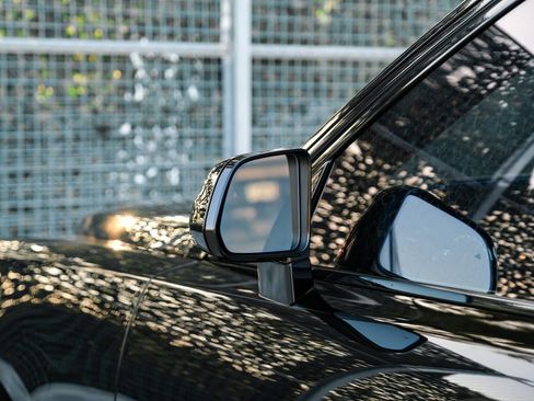 Used 2021 Rolls-Royce Cullinan AWD/4WD image 43