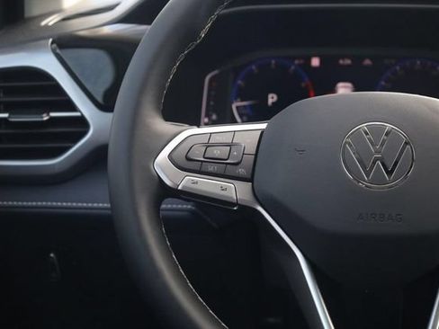 New 2026 Volkswagen Taos SEL AWD/4WD image 10