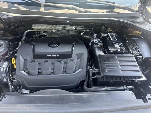 Used 2022 Volkswagen Tiguan SE R-Line image 13