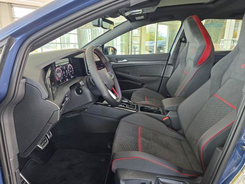 New 2026 Volkswagen GTI SE FWD image 17