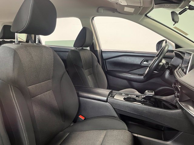 Used 2024 Nissan Rogue SV FWD image 10