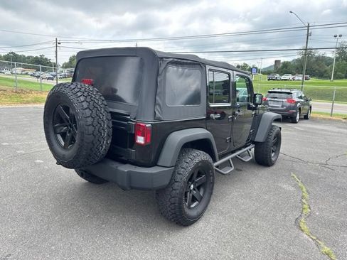 Used 2015 Jeep Wrangler Unlimited Sport w/ Quick Order Package 23S AWD/4WD image 8