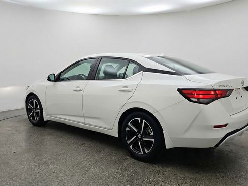 Used 2025 Nissan Sentra SV FWD image 6