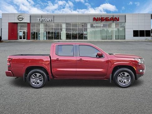 Certified 2025 Nissan Frontier SV w/ SV Convenience Package RWD image 3