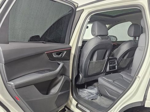 Used 2022 Audi Q7 3.0T Premium Plus w/ Premium Plus Package image 18