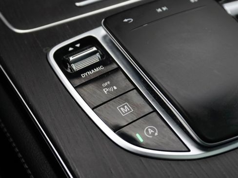 Used 2021 Mercedes-Benz GLC 300 4MATIC image 75