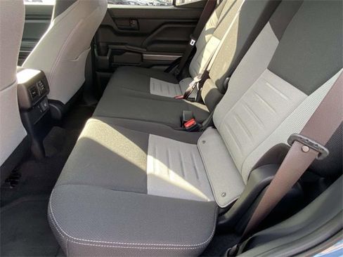 Used 2025 Toyota 4Runner TRD Off-Road image 11