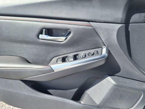 Used 2024 Nissan Sentra SR image 19