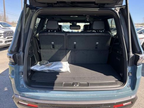 New 2026 Jeep Grand Wagoneer 4WD image 12