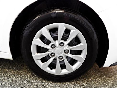 Used 2021 Kia Forte Sedan FWD image 21