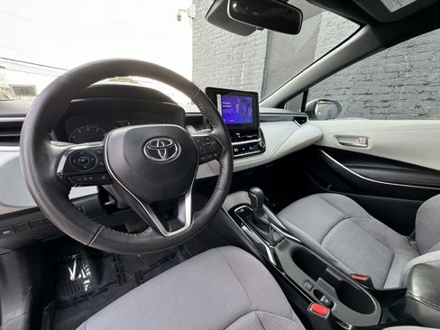 Used 2024 Toyota Corolla SE image 10