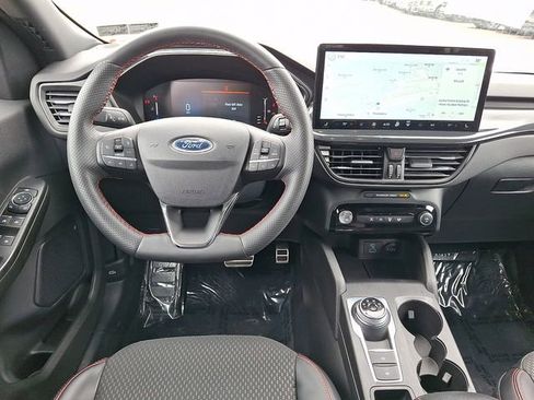 Used 2023 Ford Escape ST-Line Select w/ Tech Pack #1 AWD/4WD image 11