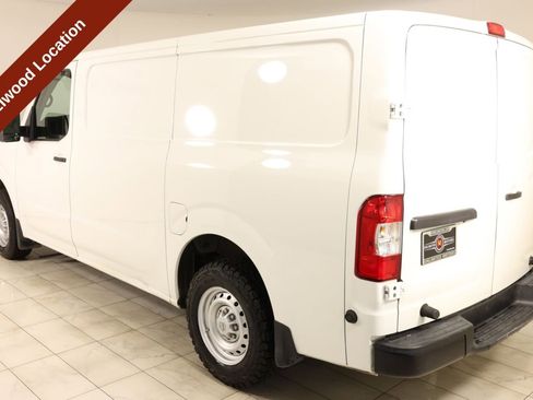 Used 2021 Nissan NV 1500 S image 4