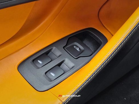 Used 2016 McLaren 570S Coupe RWD image 24