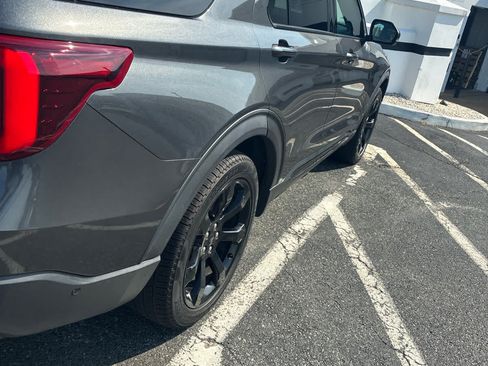 Used 2020 Ford Explorer ST w/ ST Street Pack AWD/4WD image 3