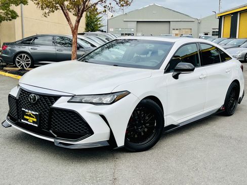 Used 2020 Toyota Avalon TRD image 1