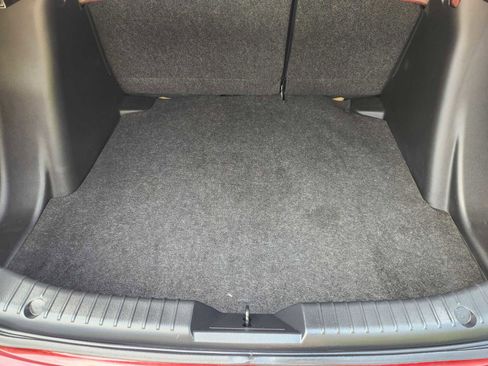 Used 2019 Toyota Yaris XLE FWD image 32