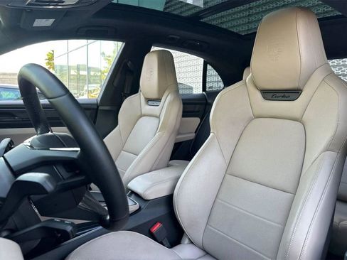 Certified 2024 Porsche Macan Turbo Electric image 31