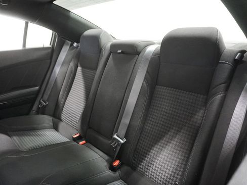 Used 2022 Dodge Charger SXT w/ Blacktop Package image 11