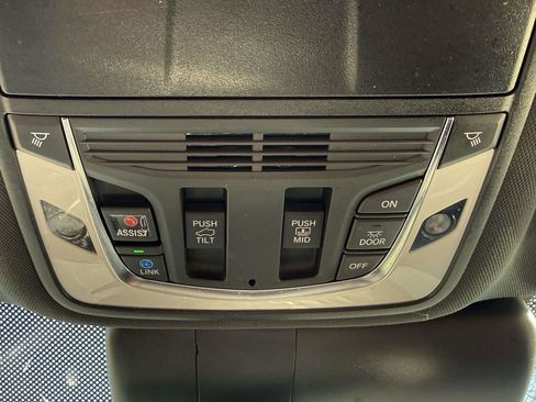 Used 2023 Acura RDX A-Spec image 25