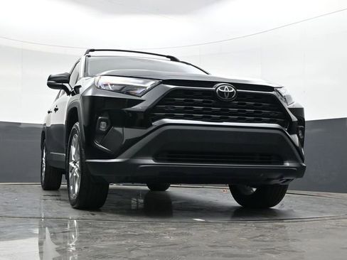 Used 2024 Toyota RAV4 XLE Premium image 33
