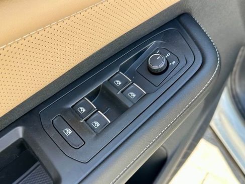 New 2026 Volkswagen Atlas Cross Sport SE AWD/4WD image 11