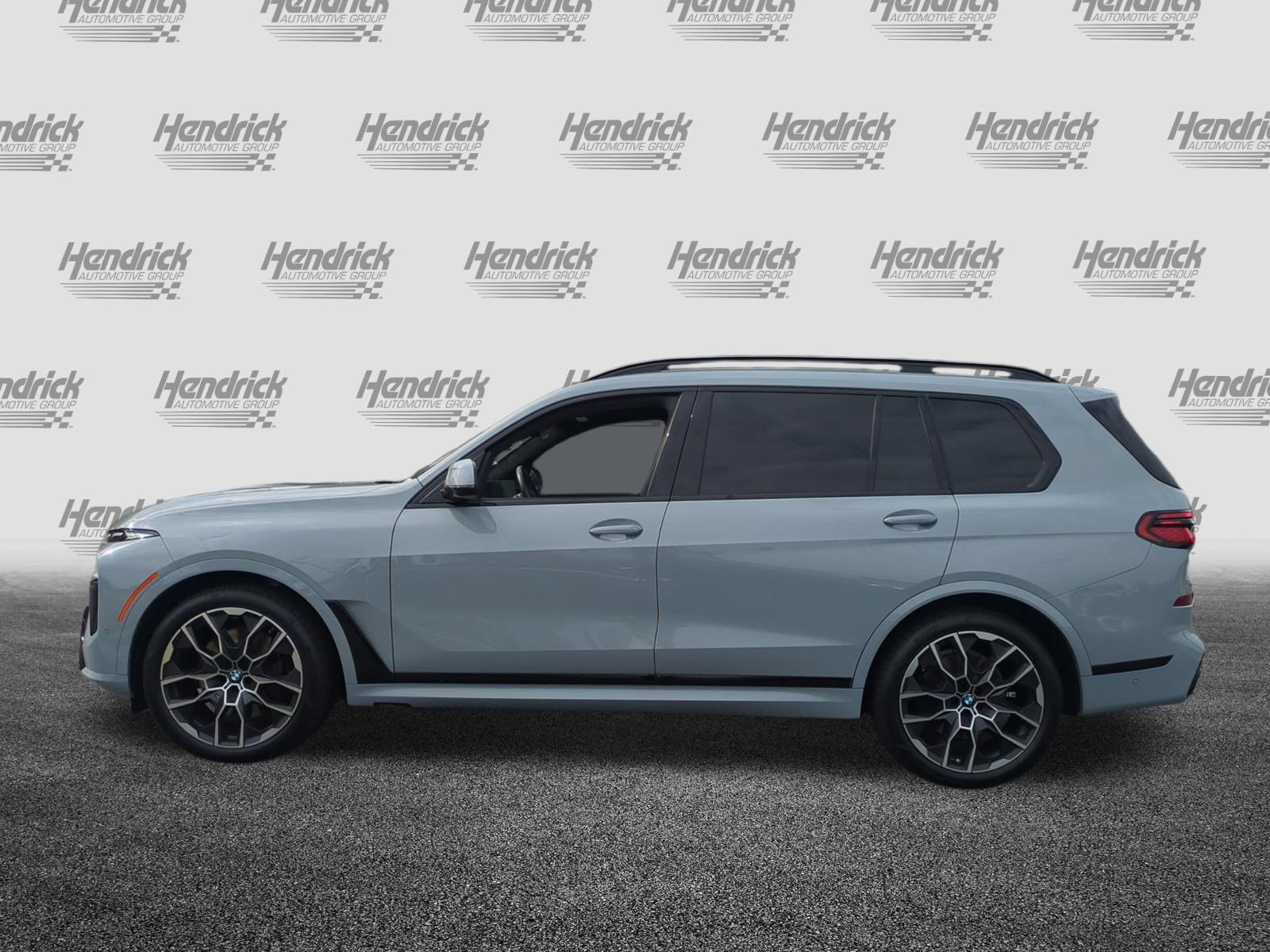 Certified 2026 BMW X7 xDrive40i w/ M Sport Package AWD/4WD image 7