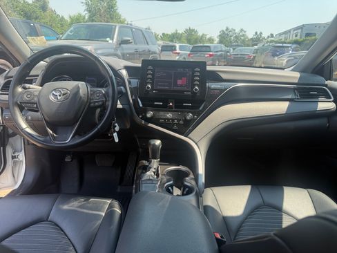 Used 2023 Toyota Camry SE FWD image 20