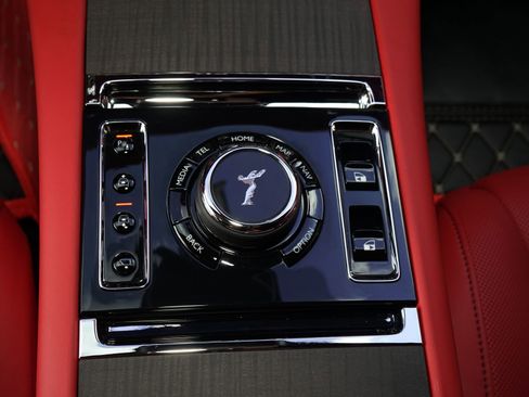 Used 2025 Rolls-Royce Ghost image 15