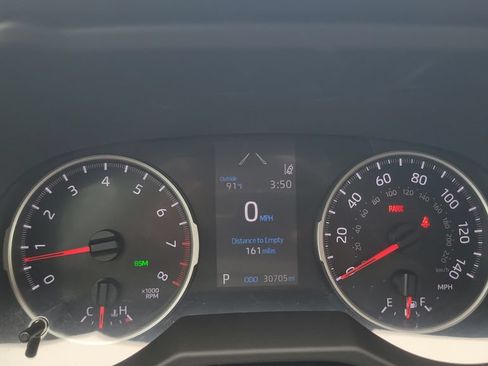 Certified 2021 Toyota RAV4 XLE FWD image 23
