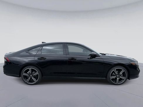 New 2026 Honda Accord SE image 2