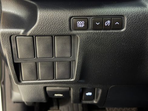 Used 2015 Lexus IS 250 image 51