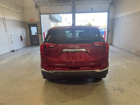 Used 2018 GMC Terrain SLT w/ Preferred Package AWD/4WD image 7