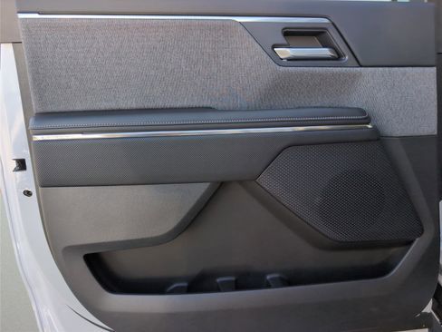 New 2026 GMC Sierra EV Elevation image 13