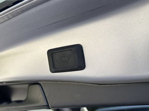 Used 2023 Toyota RAV4 XLE w/ Convenience Package AWD/4WD image 13