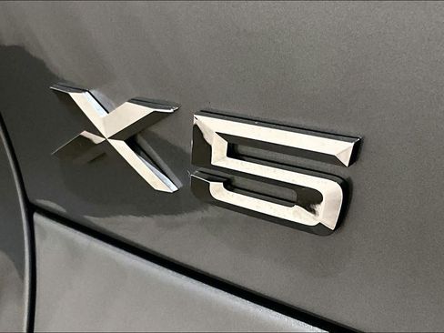 Certified 2026 BMW X5 xDrive40i AWD/4WD image 9