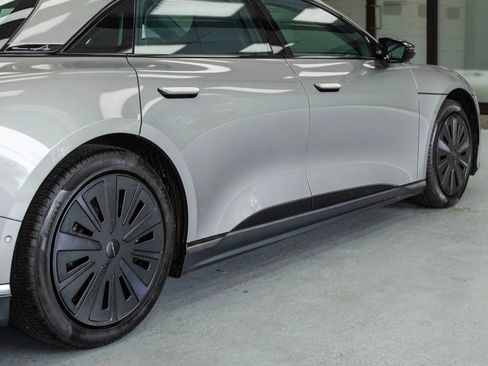 Used 2025 Lucid Air Touring AWD/4WD image 33