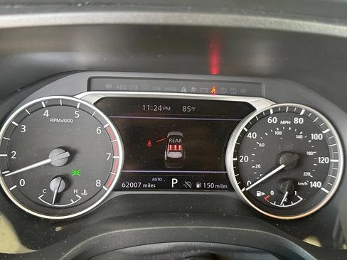 Used 2024 Nissan Rogue SV AWD/4WD image 29