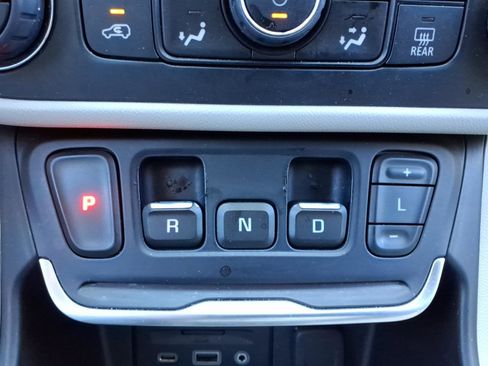 Used 2019 GMC Terrain Denali w/ Comfort Package FWD image 23